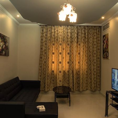 Wardah Hotel Apartments Шарджа Экстерьер фото